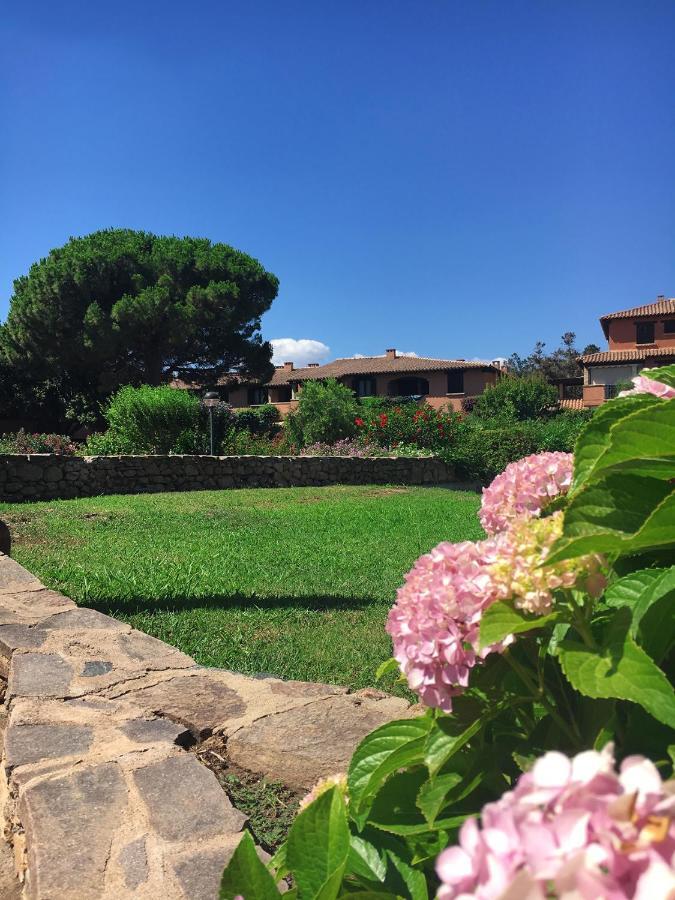 Happy Family 51 Villa Porto Rotondo Exterior photo